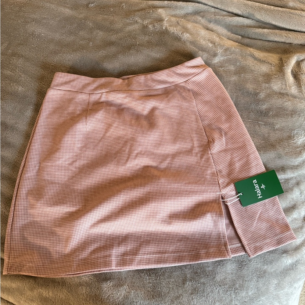 Halara skort new with tags never worn